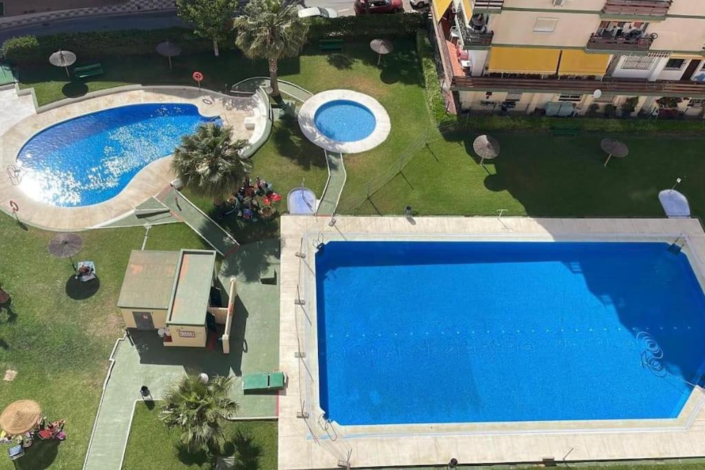 Apartamento Con Terraza A Pie De Playa Benalmádena Exterior foto
